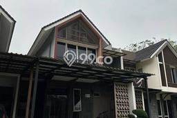 For Sale Rumah Elit Exclusive di Serpong Utara, Tangerang Selatan For Sale Rumah Elit Exclusive di Serpong Utara, Tangerang Selatan