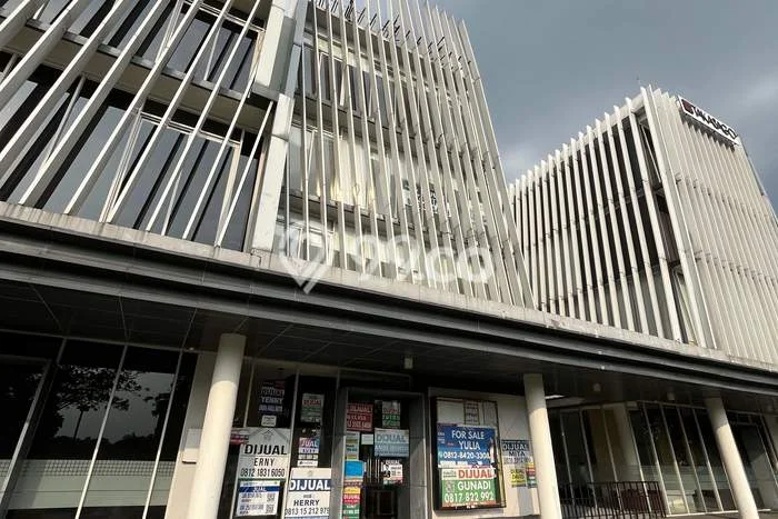 Jual Kantor Strategis di , Luas 630m2m², Jalan Utama, Area Bisnis Jual Kantor Strategis di , Luas 630m2m², Jalan Utama, Area Bisnis