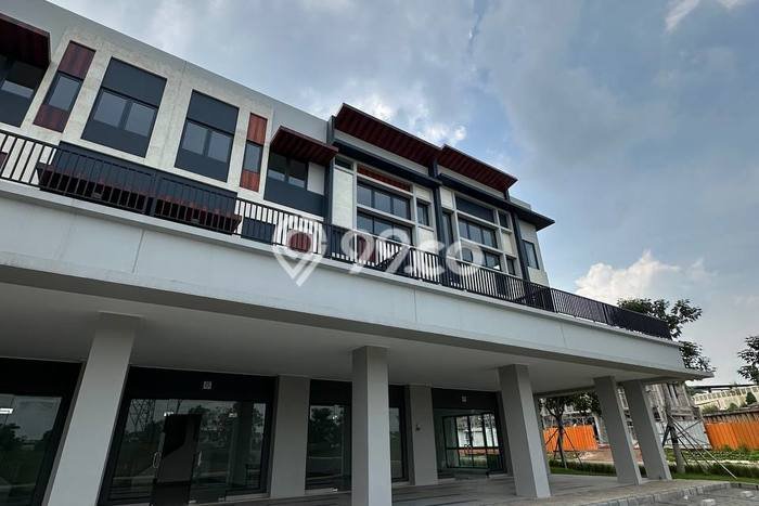 Ruko Usaha Dijual di Serpong Tangerang Selatan LT 100m2 & LB 206m2 Ruko Usaha Dijual di Serpong Tangerang Selatan LT 100m2 & LB 206m2
