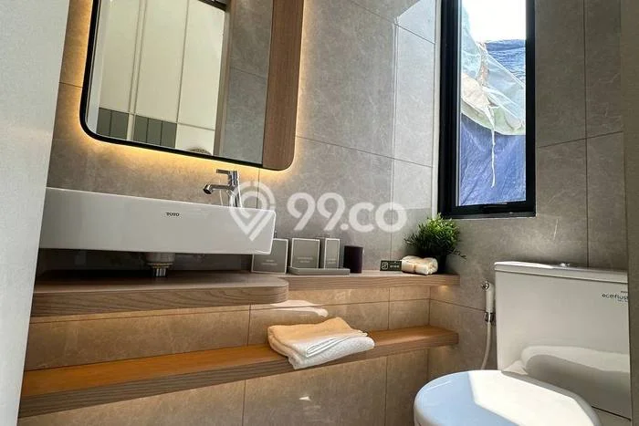 Dijual Rumah 4 Kamar Lokasi Strategis Bagus dan Strategis di Serpong Utara Dijual Rumah 4 Kamar Lokasi Strategis Bagus dan Strategis di Serpong Utara