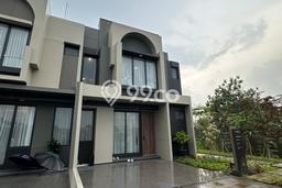 Dijual Rumah Strategis Bagus Punya 4 KT di BSD Tangerang Selatan SHM Dijual Rumah Strategis Bagus Punya 4 KT di BSD Tangerang Selatan SHM