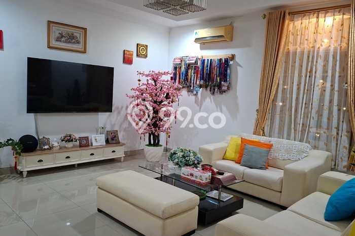 Rumah Elit Modern Tanpa Renovasi di Pantai Indah Kapuk Jakarta Utara Rumah Elit Modern Tanpa Renovasi di Pantai Indah Kapuk Jakarta Utara