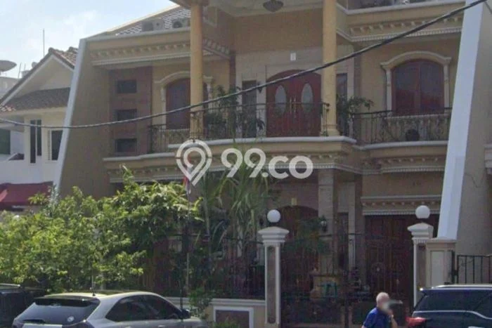 Jual Rumah Mewah Elegan Dengan View Eksklusif di Pantai Mutiara, Jakarta Utara Jual Rumah Mewah Elegan Dengan View Eksklusif di Pantai Mutiara, Jakarta Utara