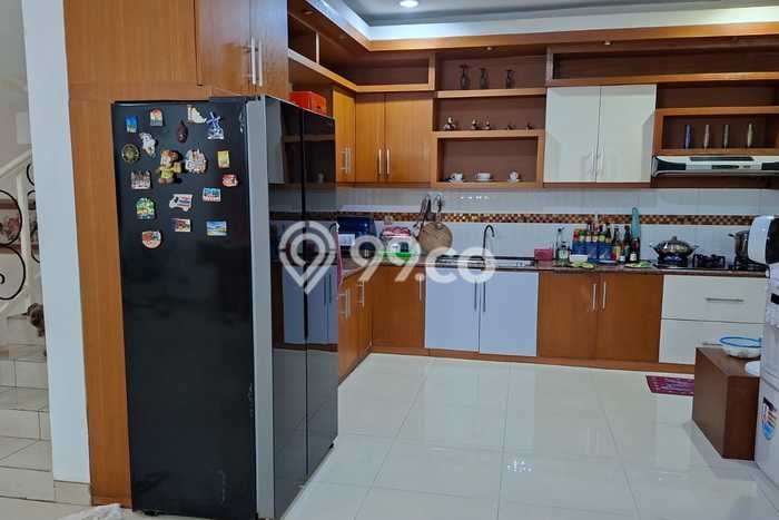 Rumah Elit Modern Tanpa Renovasi di Pantai Indah Kapuk Jakarta Utara Rumah Elit Modern Tanpa Renovasi di Pantai Indah Kapuk Jakarta Utara