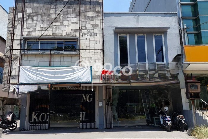 Ruko Dijual di Surabaya LT 225m2 & LB 438m2 Lokasi Terbaik! Ruko Dijual di Surabaya LT 225m2 & LB 438m2 Lokasi Terbaik!