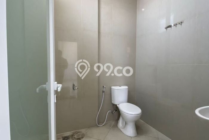 FOR RENT! Ruko di Surabaya Kota Cocok untuk Bisnis 187m2 FOR RENT! Ruko di Surabaya Kota Cocok untuk Bisnis 187m2
