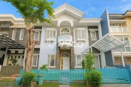 Ready to Use! Luxury House LT 216m2 Desain Elegan di Pakuwon City Ready to Use! Luxury House LT 216m2 Desain Elegan di Pakuwon City