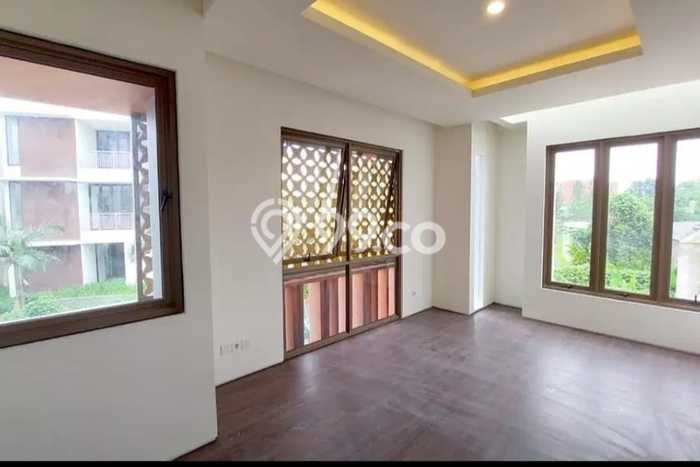 Siap Huni Rumah Mewah 4 Kamar di Karang Tengah Dekat ke Mana Saja Siap Huni Rumah Mewah 4 Kamar di Karang Tengah Dekat ke Mana Saja