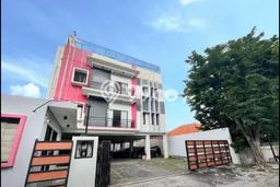 Rumah LT 480m2m² / LB 1039m2m² Fasilitas Gym di Tenggilis Mejoyo, Surabaya Rumah LT 480m2m² / LB 1039m2m² Fasilitas Gym di Tenggilis Mejoyo, Surabaya