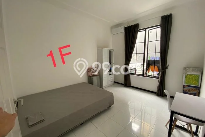 Unit Kost Dijual di Gubeng dengan 10 Kamar Tidur & Luas Bangunan 200m2 Unit Kost Dijual di Gubeng dengan 10 Kamar Tidur & Luas Bangunan 200m2