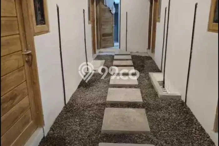 Dijual Kost 15 Kamar di Surabaya untuk Investasi Anda Dijual Kost 15 Kamar di Surabaya untuk Investasi Anda