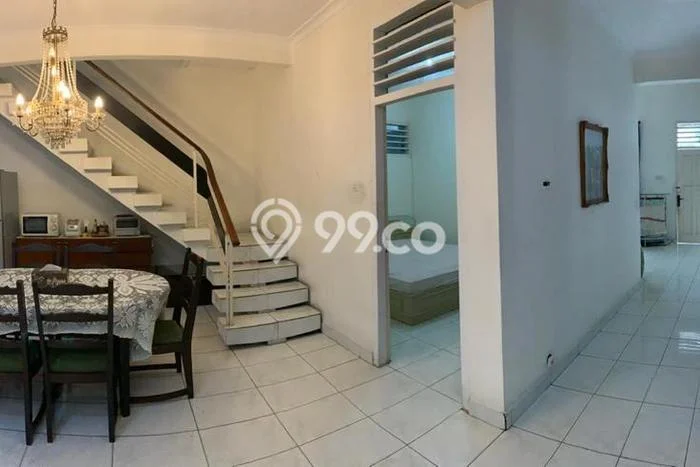Rumah Mewah LB 250m2 Siap Pakai Desain Elegan di Bendungan Hilir, Jakarta Pusat Rumah Mewah LB 250m2 Siap Pakai Desain Elegan di Bendungan Hilir, Jakarta Pusat