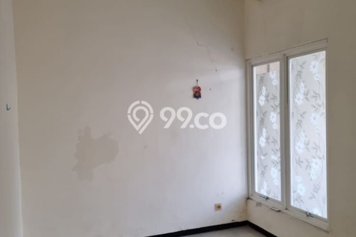 Rumah Modern Cantik 2 Kamar Siap Huni di Semampir Rumah Modern Cantik 2 Kamar Siap Huni di Semampir