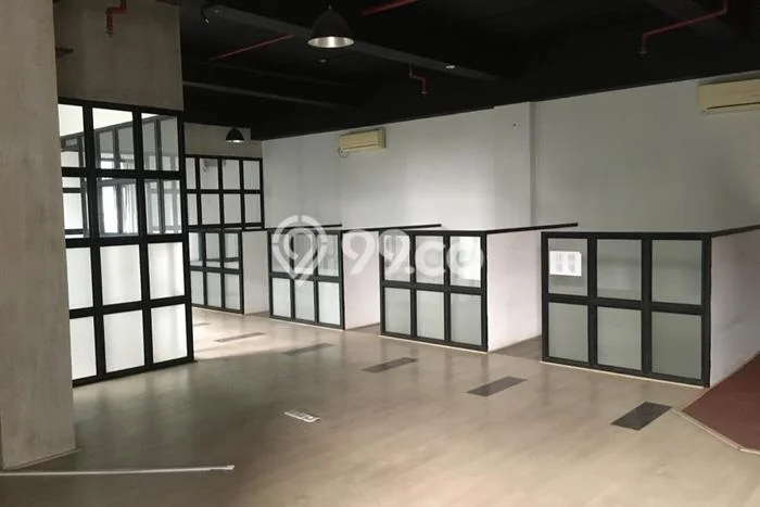 Ruko Bagus Dijual LB 739m2 Lokasi Strategis Jakarta Selatan Area Cocok untuk Berbisnis Ruko Bagus Dijual LB 739m2 Lokasi Strategis Jakarta Selatan Area Cocok untuk Berbisnis