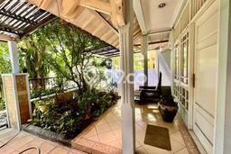 Rumah Elit LB 180m2 Siap Huni Desain Elegan di Bintaro, Tangerang Selatan Rumah Elit LB 180m2 Siap Huni Desain Elegan di Bintaro, Tangerang Selatan