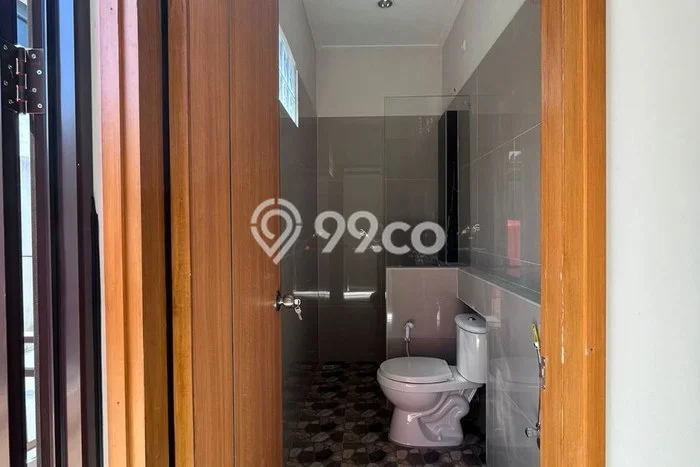 Rumah Strategis di Cigadung, Dekat Cigadung, Bandung, Bandung - 3 KT Rumah Strategis di Cigadung, Dekat Cigadung, Bandung, Bandung - 3 KT