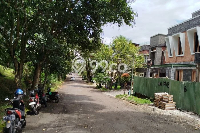 Tanah Lokasi Prima Kawasan , Luas 712m2m², Lingkungan Nyaman, Dekat Bandung, Bandung Tanah Lokasi Prima Kawasan , Luas 712m2m², Lingkungan Nyaman, Dekat Bandung, Bandung