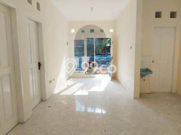 Jual Rumah Strategis Bagus Punya 2 KT di Semarang Barat Semarang SHM Jual Rumah Strategis Bagus Punya 2 KT di Semarang Barat Semarang SHM