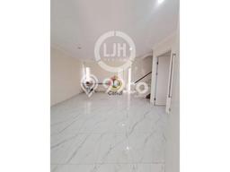 For Sale Hunian Rumah Terawat 4 Kamar di Simongan, Semarang For Sale Hunian Rumah Terawat 4 Kamar di Simongan, Semarang