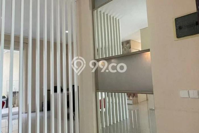 Rumah sewa siap huni 4 Kamar Tidur di Citraland, Surabaya Rumah sewa siap huni 4 Kamar Tidur di Citraland, Surabaya