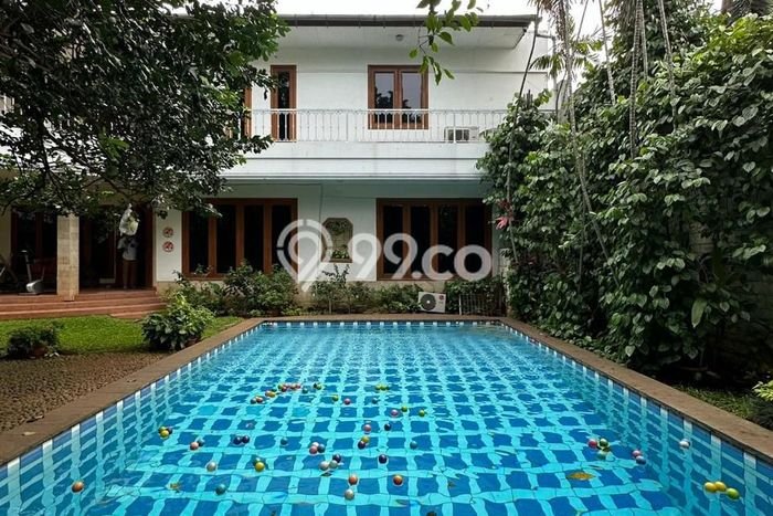 For Sale! Premium House LT 752m2 Desain Modern di Kemang For Sale! Premium House LT 752m2 Desain Modern di Kemang