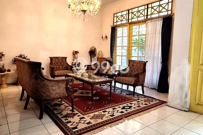 Rumah Mewah LB 314m2 Siap Huni Desain Elegan di Bintaro, Tangerang Selatan Rumah Mewah LB 314m2 Siap Huni Desain Elegan di Bintaro, Tangerang Selatan
