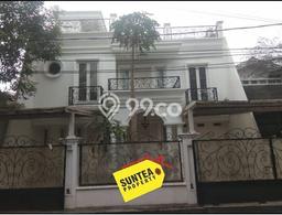Rumah Mewah LB 250m2 Siap Huni Desain Elegan di Sektor 9-Bintaro, Tangerang Selatan Rumah Mewah LB 250m2 Siap Huni Desain Elegan di Sektor 9-Bintaro, Tangerang Selatan