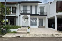 Ready to Use! Premium House LT 135m2 Desain Modern di Bintaro Ready to Use! Premium House LT 135m2 Desain Modern di Bintaro