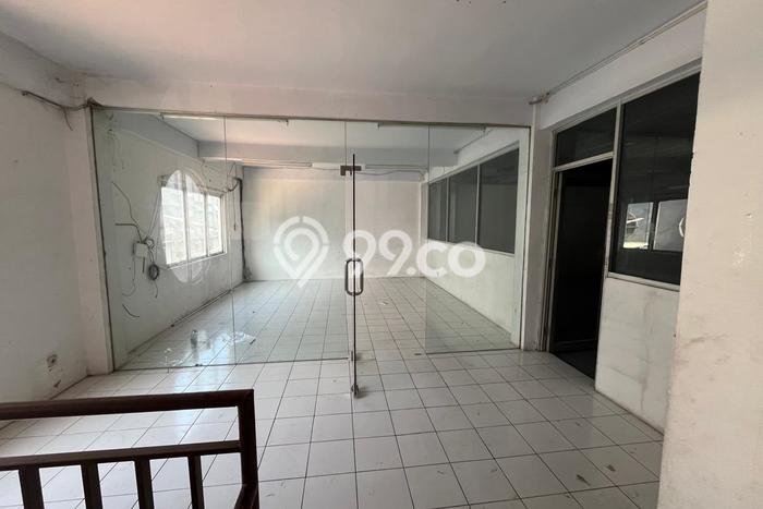 Disewakan Gudang di Pusat Kota Jakarta Utara Ramai Strategis Disewakan Gudang di Pusat Kota Jakarta Utara Ramai Strategis