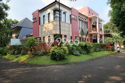 Ready to Use! Luxury House LT 405m2 Desain Elegan di Sektor 9-Bintaro Ready to Use! Luxury House LT 405m2 Desain Elegan di Sektor 9-Bintaro
