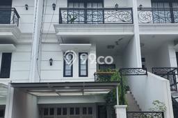 SPECIAL PROPERTY! Rumah area , Luas 87m2m² Bangunan 200m2m² SPECIAL PROPERTY! Rumah area , Luas 87m2m² Bangunan 200m2m²