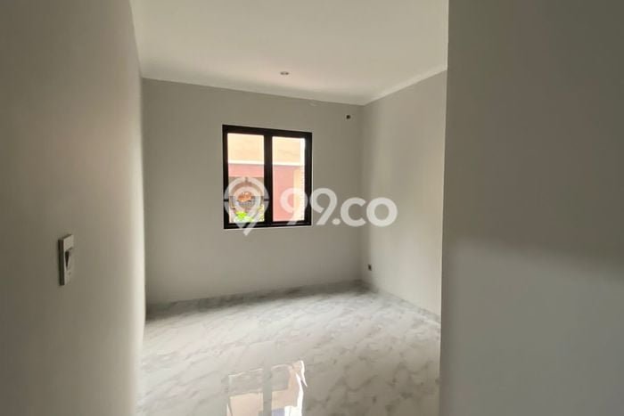 Disewakan Ruko di Kawasan Ramai Bintaro Luas 189m2 Disewakan Ruko di Kawasan Ramai Bintaro Luas 189m2