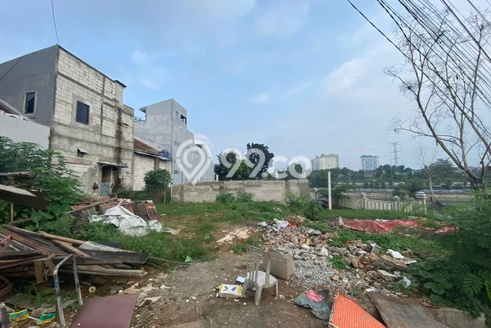 Lahan Dijual Lokasi Strategis di Tangerang Selatan dengan Luas 111m2 Lahan Dijual Lokasi Strategis di Tangerang Selatan dengan Luas 111m2
