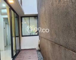 Disewakan! Rumah 4 Kamar Tidur &
3 Kamar Mandi di Bintaro, Tangerang Selatan Disewakan! Rumah 4 Kamar Tidur &
3 Kamar Mandi di Bintaro, Tangerang Selatan