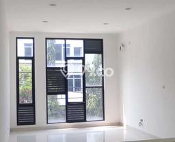 Ruko Bagus Dijual LB 100m2 Lokasi Strategis Jakarta Barat Area Cocok untuk Bisnis Ruko Bagus Dijual LB 100m2 Lokasi Strategis Jakarta Barat Area Cocok untuk Bisnis