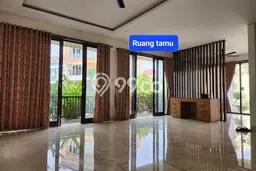 Disewakan! Rumah 4 Kamar Tidur &
3 Kamar Mandi di Modernland, Tangerang Disewakan! Rumah 4 Kamar Tidur &
3 Kamar Mandi di Modernland, Tangerang