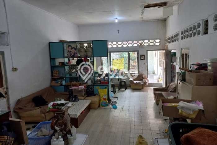 For Sale! Luxury House LT 300m2 Desain Modern di Pasar Baru For Sale! Luxury House LT 300m2 Desain Modern di Pasar Baru