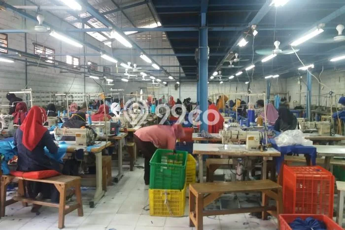 Pabrik Dijual di Prime Area Tangerang Luas 1200m2 Pabrik Dijual di Prime Area Tangerang Luas 1200m2