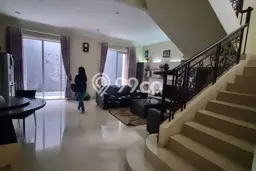 Rumah Mewah LB 300m2 Siap Huni Desain Elegan di Modernland, Tangerang Rumah Mewah LB 300m2 Siap Huni Desain Elegan di Modernland, Tangerang