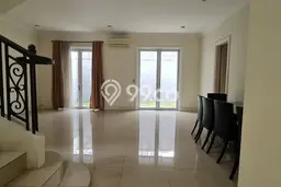 Jual Rumah Mewah Elegan Dengan View Cantik di Modernland, Tangerang Jual Rumah Mewah Elegan Dengan View Cantik di Modernland, Tangerang