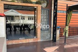 Dijual Rumah Mewah Megah Dengan View Cantik di Modernland, Tangerang Dijual Rumah Mewah Megah Dengan View Cantik di Modernland, Tangerang