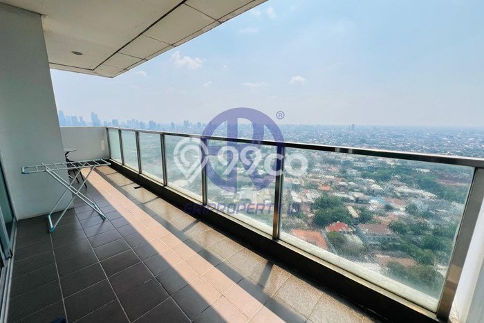 Apartemen Strategis 173m2 di Kemang Jakarta Selatan 3 Bedroom Apartemen Strategis 173m2 di Kemang Jakarta Selatan 3 Bedroom