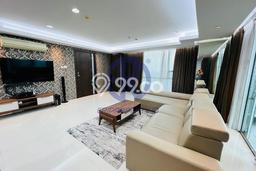 Hunian Apartemen Eksklusif untuk Dijual di Jakarta Selatan dengan 3 BR & 2 Kamar Mandi Hunian Apartemen Eksklusif untuk Dijual di Jakarta Selatan dengan 3 BR & 2 Kamar Mandi