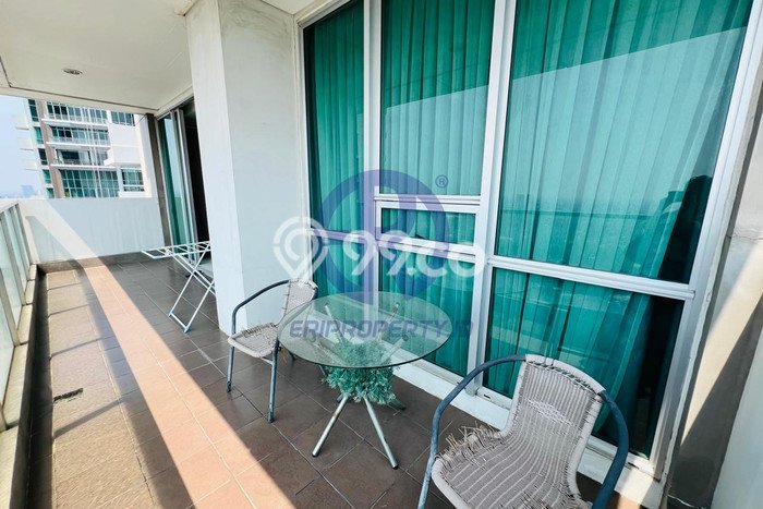 Apartemen Strategis 173m2 di Kemang Jakarta Selatan 3 Bedroom Apartemen Strategis 173m2 di Kemang Jakarta Selatan 3 Bedroom