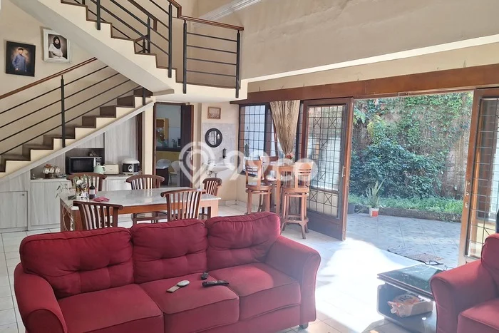 Dijual Rumah Luas Megah Dengan View Cantik di Bandung Kota, Bandung Dijual Rumah Luas Megah Dengan View Cantik di Bandung Kota, Bandung