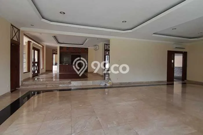 Hunian Modern Untuk Disewakan di Kemang Jakarta Selatan 3 KT & 3 KM Hunian Modern Untuk Disewakan di Kemang Jakarta Selatan 3 KT & 3 KM