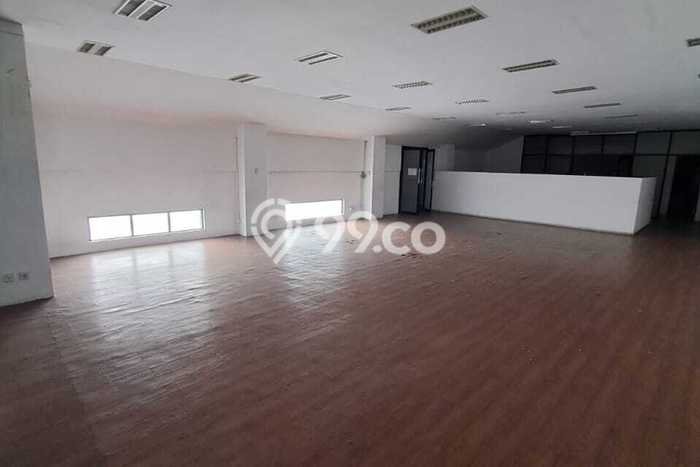 Unit Komersial Dijual di Kebayoran Baru Jakarta Selatan 1849m2 Unit Komersial Dijual di Kebayoran Baru Jakarta Selatan 1849m2