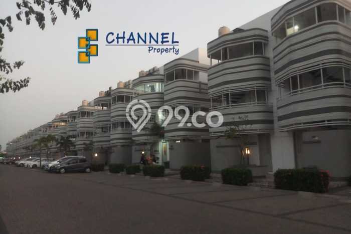 Rumah Kost Dijual di BSD Vanya Park Tangerang Luas 84m2 Rumah Kost Dijual di BSD Vanya Park Tangerang Luas 84m2