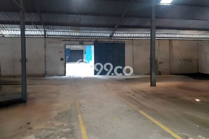 Unit Gudang Dijual di Bangil Pasuruan Luas Tanah 31000m2, Luas Bangunan 13500m2 Unit Gudang Dijual di Bangil Pasuruan Luas Tanah 31000m2, Luas Bangunan 13500m2