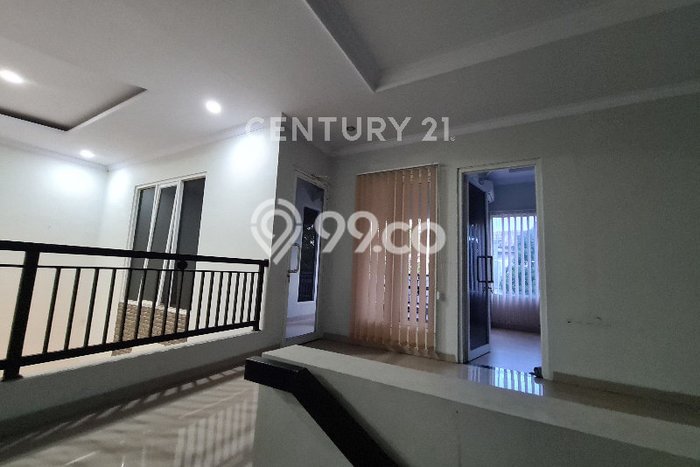 Rumah Bagus Siap Pakai Di Lemahwungkuk Luas 300m2 Aman Rumah Bagus Siap Pakai Di Lemahwungkuk Luas 300m2 Aman